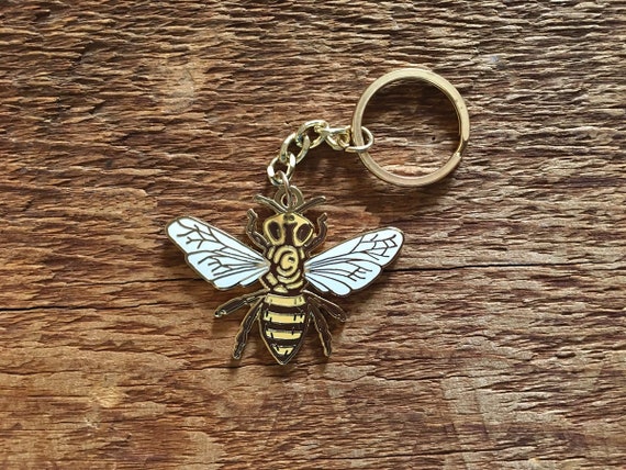 Honey Bee Hard Enamel Keychain, Nature Lover Gift - Etsy