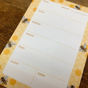 Honey Bees Weekly Desk Planner, Honey Bees Pattern , 6.75 x 9.75 To Do Notepad image 2