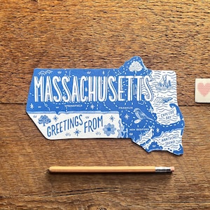 Carte postale de carte de l'état du Massachusetts, salutations du Massachusetts, état de la baie, carte postale typographique découpée avec des matrices