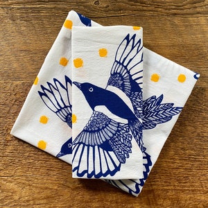 Magpie Tea Towel, Magpie Illustrations, Single Kitchen Towel, Screen Printed Towel, Hostess Gift, For the Kitchen