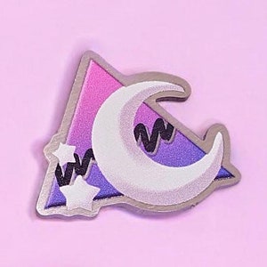 80&#39;s retro moon triangle pin in silver-plated metal