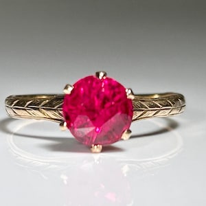 Antique Cathedral Mount Round Ruby Solitaire Ring in 10K Yellow Gold Edwardian era
