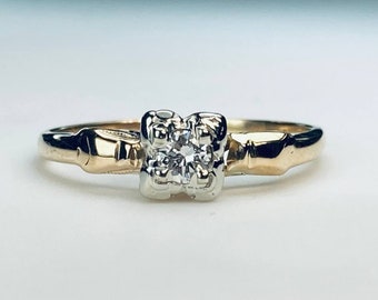 Antique Transitional Cut Diamond Ring Art Deco Era in 14K Yellow Gold