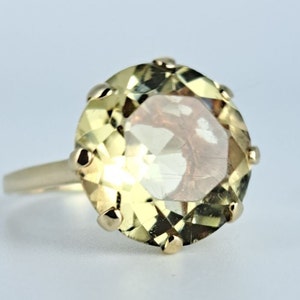 Vintage Round Cut Golden Topaz Solitaire Ring in 10K Yellow Gold