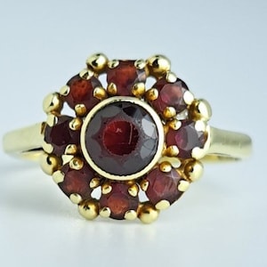 Victorian Garnet Cluster Ring in 14K Yellow Gold