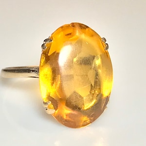 Art Deco Citrine Ring in 9K Yellow Gold circa 1920