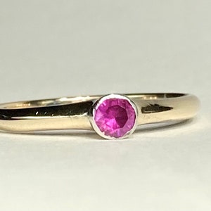 Antique Ruby Low Rise Stacking Ring in 14K Yellow Gold Victorian Era