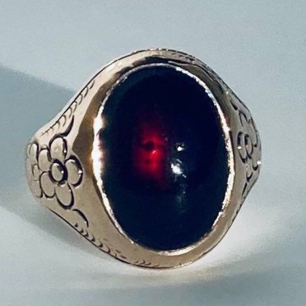 Victorian Garnet Cabochon Ring with Original Engraving in 10K Yellow Gold