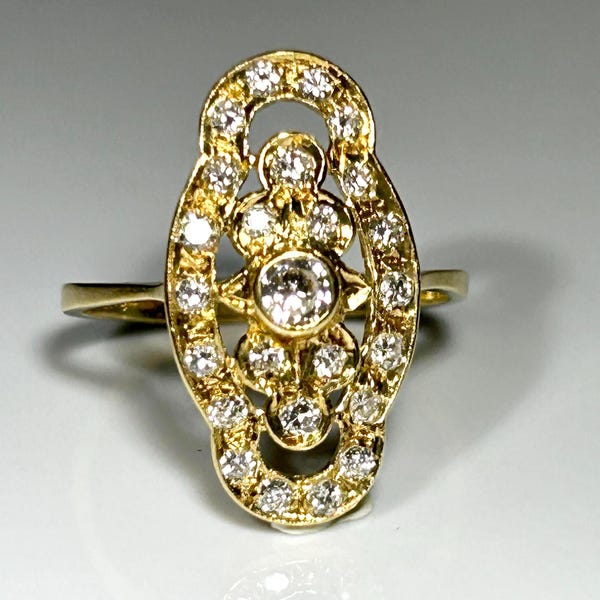 Vintage 18K Yellow Gold Diamond Ring Elongated Setting