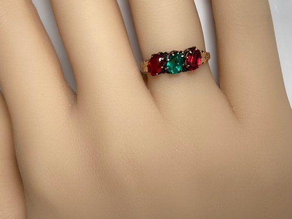 Antique Emerald and Ruby Paste Ring in Yellow Gol… - image 9