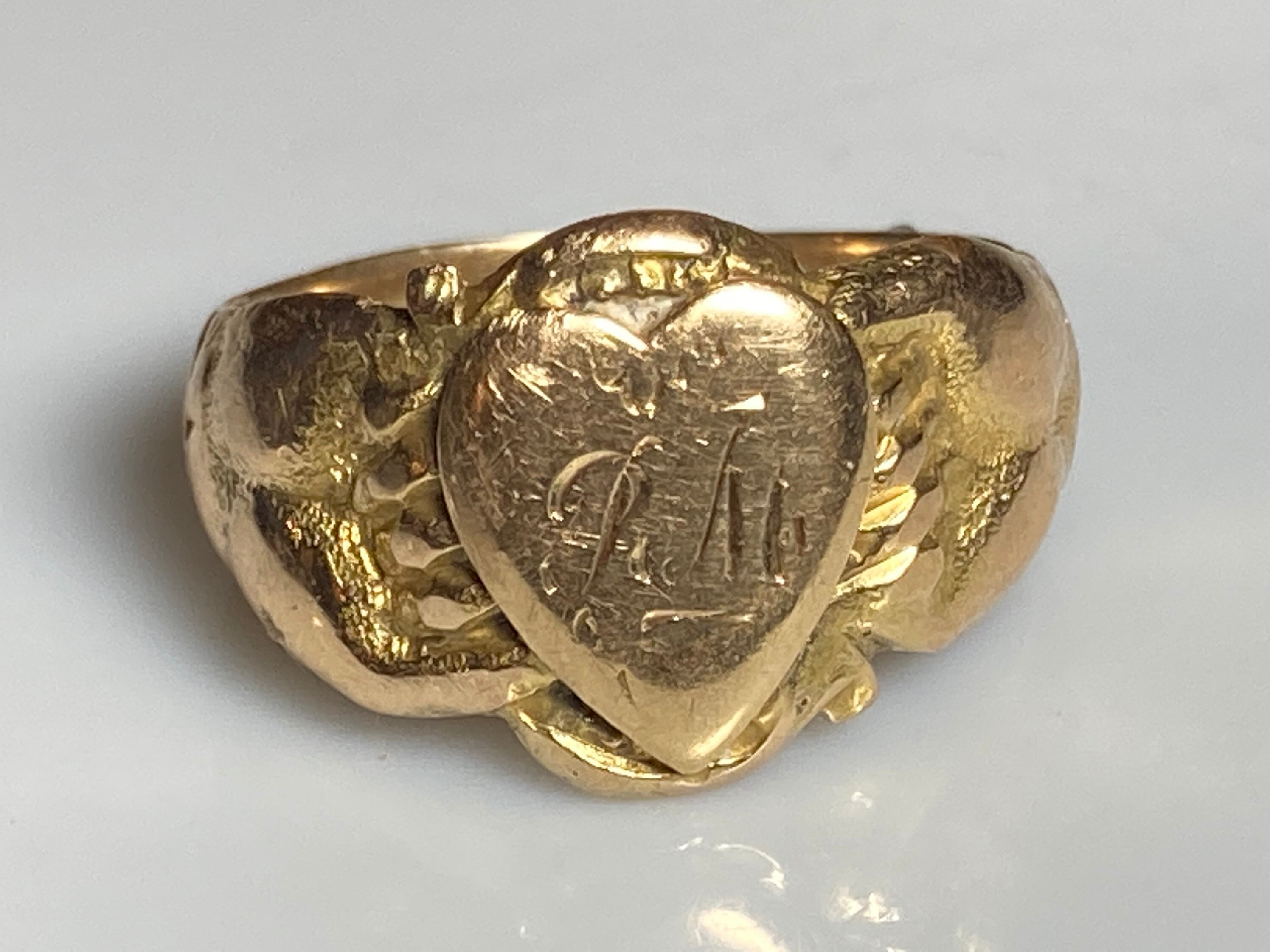 Pesado anillo de signet antiguo en 14K oro amarillo era | Etsy