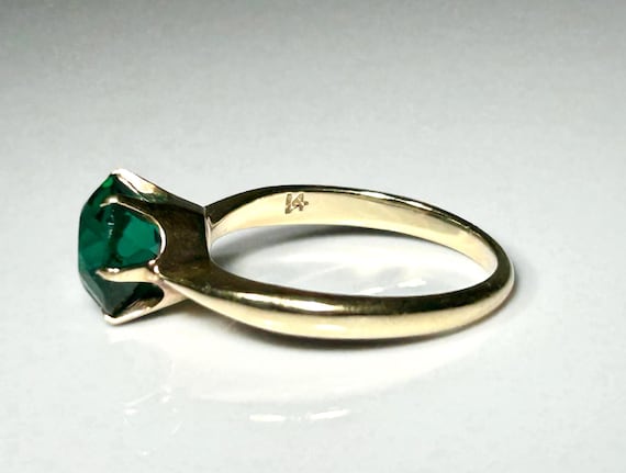 Victorian Emerald Paste Solitaire Ring 14K Yellow… - image 8