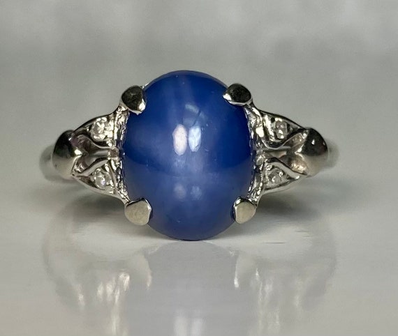 Vintage 14K Yellow Gold Linde Blue Star Sapphire and Diamond Ring