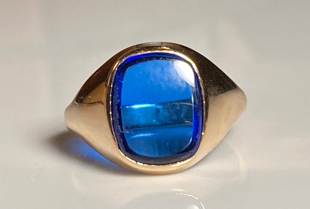 Antique Cobalt Spinel Ring in 10K Gold by A & Z Chain Company Circa