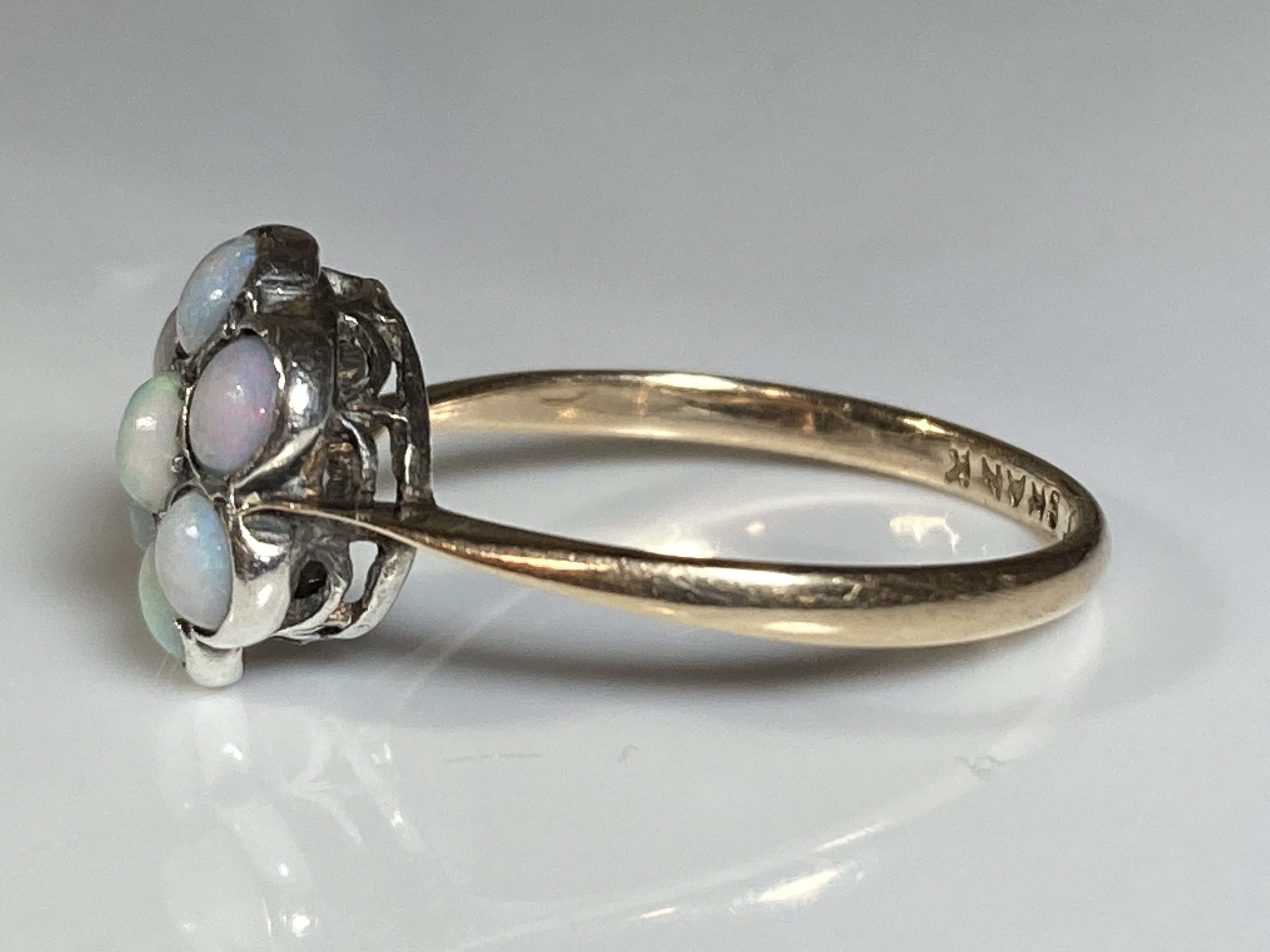 ビクトリアン オパール デイジー リング 9K イエロー ゴールド サイズ