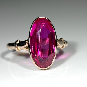 Edwardian Bezel Mount Oval Cut Ruby Ring in 14K Gold