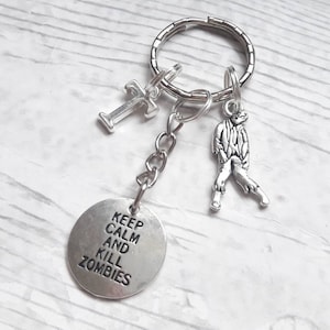 Keep calm and kill zombies keyring, zombie apocalypse keychain, zombie lover gift, personalised bagcharm, initial gift, horror keyring