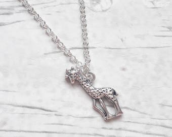 Giraffe necklace, personalised initial necklace, safari zoo gift, animal lover present, giraffe jewellery, gifts for her