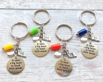 Teacher keyring, It takes a big heart to teach little minds, teacher appreciation gift, thankyou present, apple keychain, end of term gift