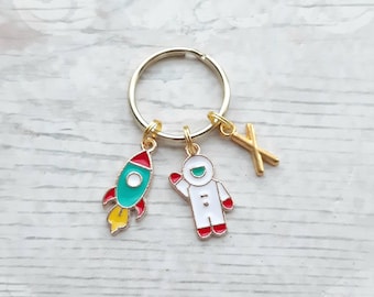 Rocket ship keychain, personalised astronaut keychain, initial keyring, planet keyring, space present, galaxy gift, spaceman