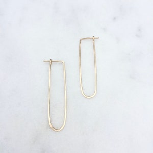 14k Solid Gold Oval Hoop Earrings: Lightweight Modern Jewelry