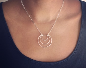 Silver circle, sterling silver, modern silver necklace, modern geometric, concentric circle pendant, every day necklace, Silver Ripple