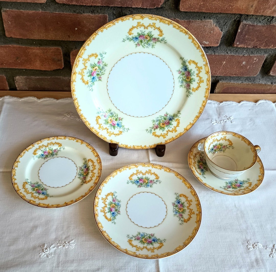 Dinnerware Set, 33pcs, Noritake, Charon Pattern, Multicolor Floral, 6