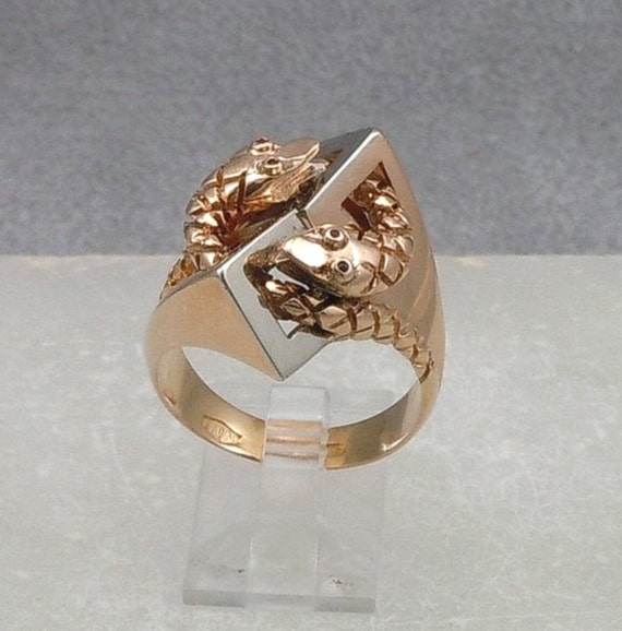 Snake Ring, Two Snakes with Ruby Eyes, 18K Gold, U