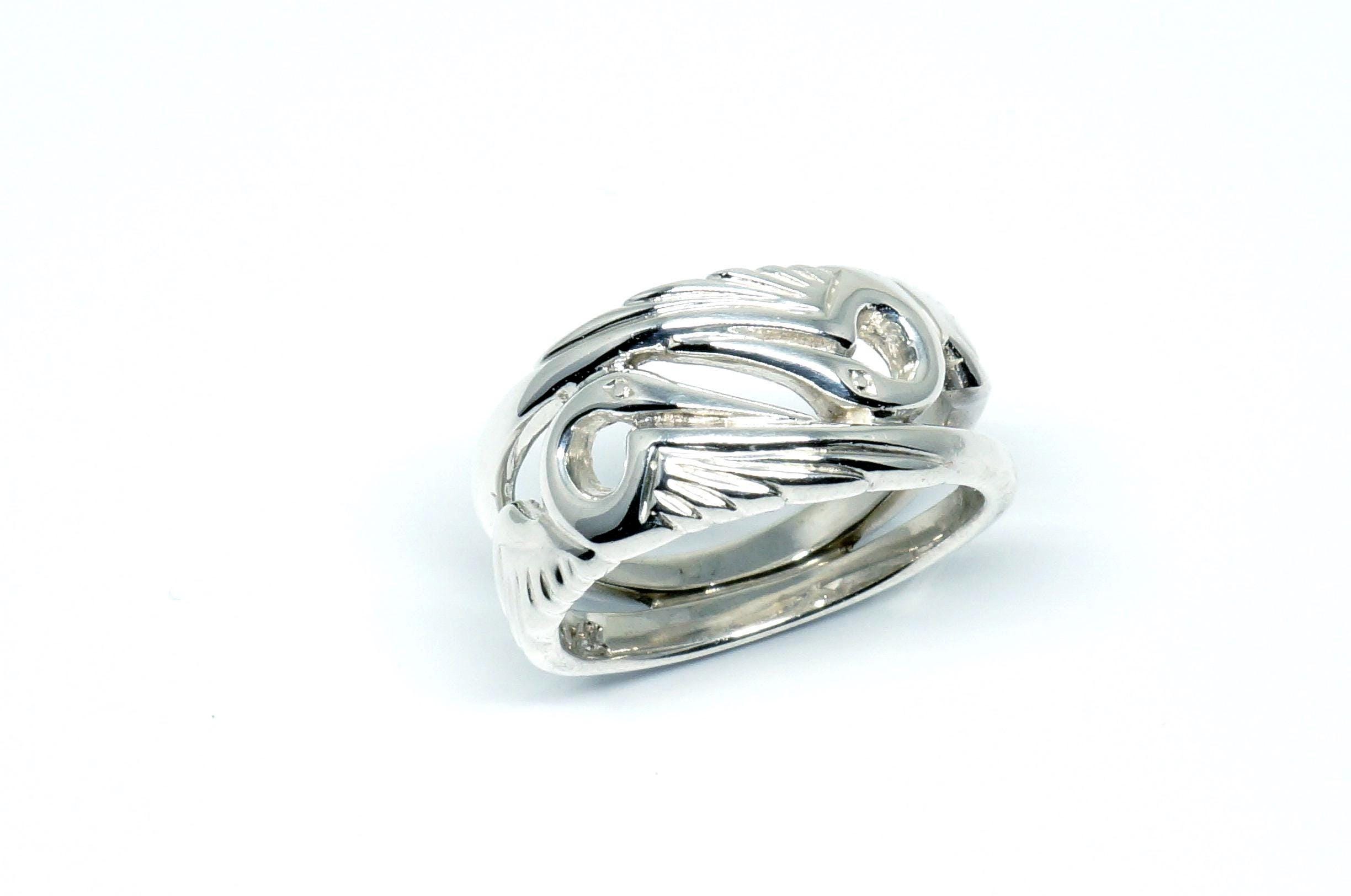 Silver Kiss Ring - Etsy