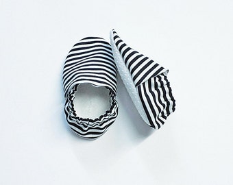 Handmade Soft Sole Baby Moccs / Moccasins / Booties / Crib Shoes / Slippers Black and White Stripes
