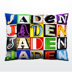 Oreiller personnalisé avec JADEN dans les photos de lettres de signe ; Coussins de canapé personnalisés; Oreillers colorés; Oreiller photo; Oreillers de sofa