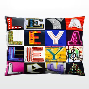 Oreiller personnalisé avec LEYA dans les photos de lettres de signe; Coussins de canapé personnalisés; Oreillers colorés; Oreiller photo; Oreillers de sofa