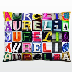 Oreiller personnalisé avec AURELIA dans les photos de lettres de signe; Coussins de canapé personnalisés; Oreillers colorés; Oreiller photo; Oreillers de sofa
