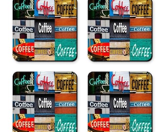 Personalisierte Untersetzer mit dem Wort KAFFEE in Fotos der tatsächlichen Zeichen; Kaffee-Liebhaber-Geschenk; Kaffee Zeichen; Bierdeckel; Tasse Untersetzer