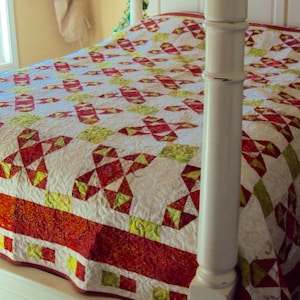 Handmade Christmas Patchwork Quilt Green, Red, White Traditional Quilt, 92 by 96&quot;
