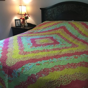 Handmade Queen Quilt-Springtime Quilt-Gift for Her- Birthday Gift- Graduation Gift for Her