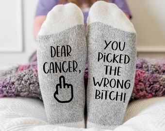 Fuck Cancer, Dear Cancer you Picked the Wrong Bitch Socks, cadeau Cancer, chaussettes pour chimio, cadeau panier cadeau Cancer