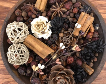 American Farmhouse Potpourri - A Spicy and Rich Buttery Country Fragrance - Available in 3 cups, 6 cups, 12 cups, and 30 cups