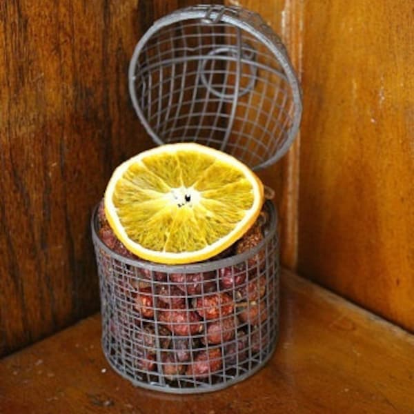 Potpourri Metal Wire Cage - Add a Beautiful Scent to Any Room! Perfect to Sit on a Shelf and Also Comes With a Decorative Metal Hook