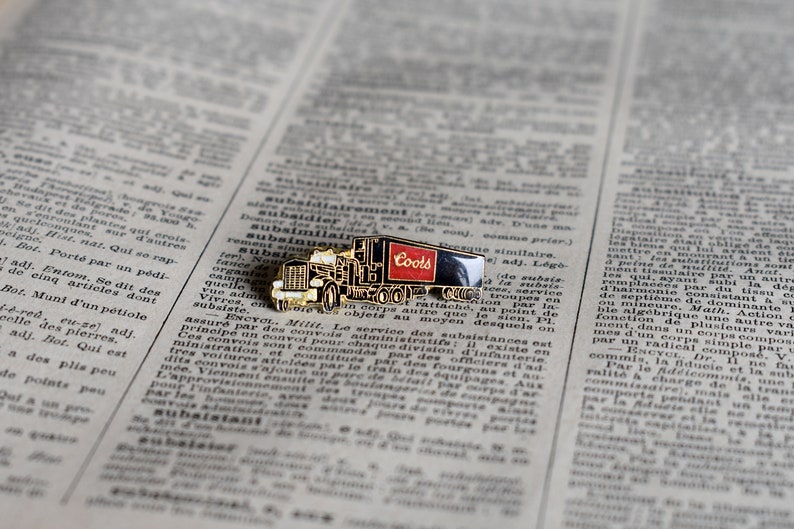 Vintage Alcohol Collectible Coors Light Beer Delivery Truck Lapel Pin