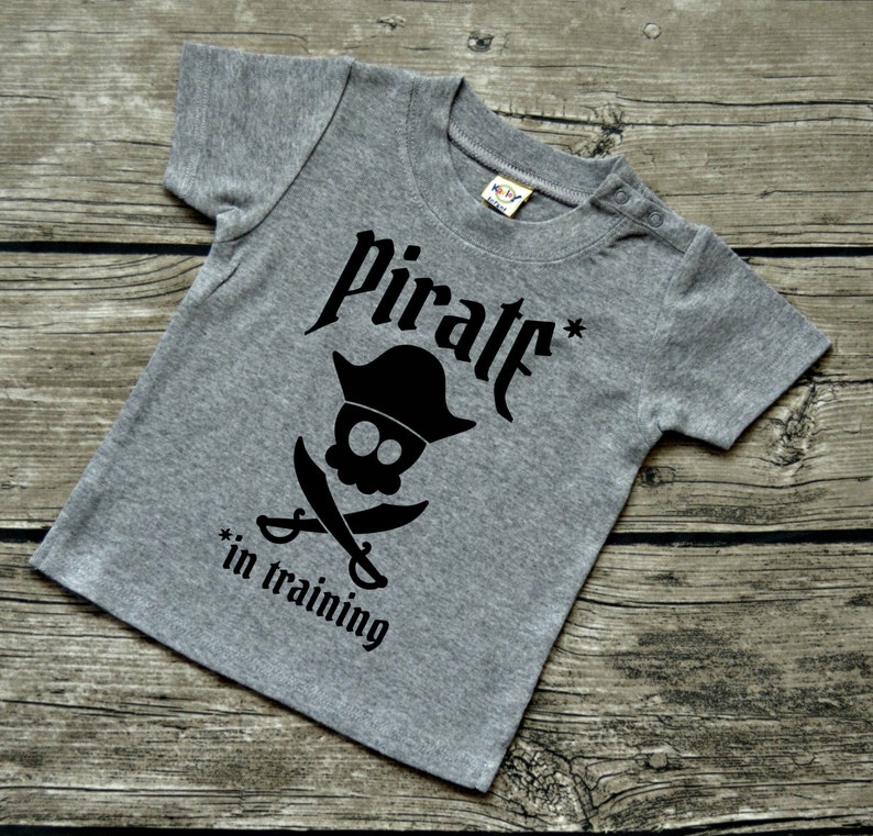 Boys Baby Infant Vinyl Graphic Tee Shirt Multiple Colors Sizes Available 6-24 months Pirate In Training