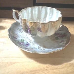 Norcrest Footed China Teetasse und Untertasse