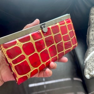 Cartera de mano a cuadros con cuadrados dorados rojos brillantes, carteras planas de estilo vintage en acordeón para mujer