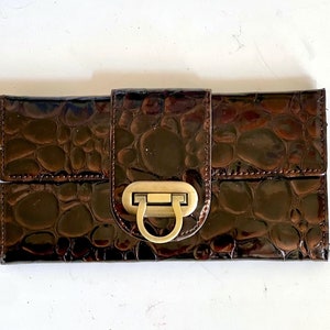 Cartera de mano compacta marrón Textura de cocodrilo Acordeón Estilo vintage Carteras planas para mujer