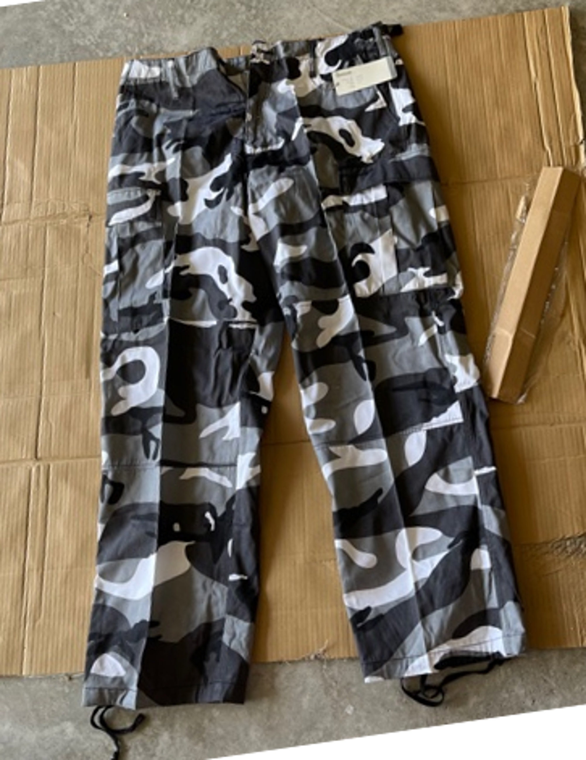 Grey Camo Pants -  Canada