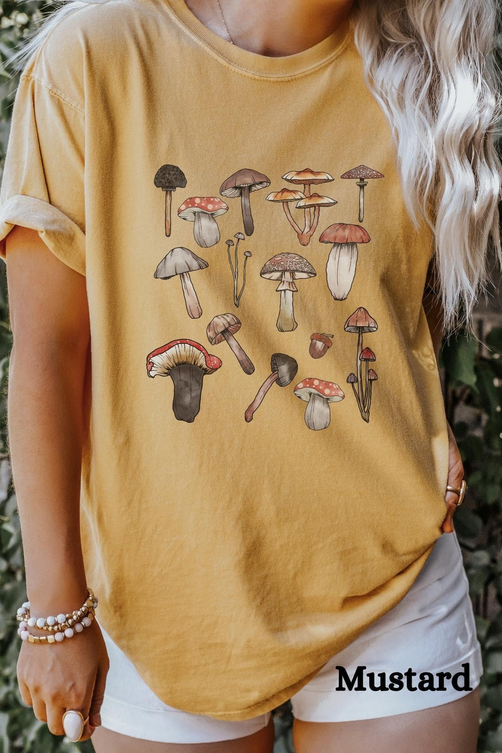 Discover Cottagecore Vintage Mushroom Unisex Comfort Colors T-Shirt