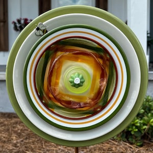 Lawn Garden Yard Art | Garden Flower | Plate Flowers | Outdoor Art Flowers | Glass Garden Flowers | Dish Flowers | Outdoor Decor