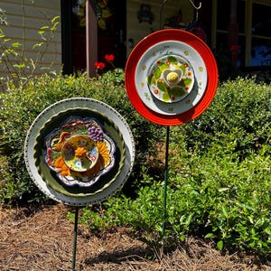 Dish Flower Set of 2 | Perfect for Yard Art | Glass Garden Flower | Yard Decor | Garden Art | Plate Flower | Glass Flowers | Dish Flowers