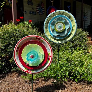Dish Flower Set of 2 | Perfect for Yard Art | Glass Garden Flower | Yard Decor | Garden Art | Plate Flower | Glass Flowers | Dish Flowers