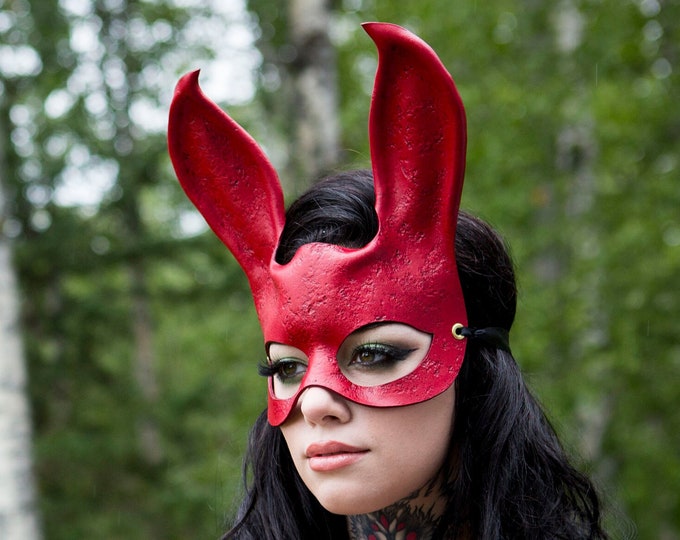 Custom Order: Nightfang Mask - Etsy
